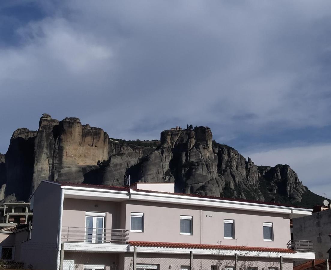 Virgin Rocks Apartment 2 Калампака Екстериор снимка