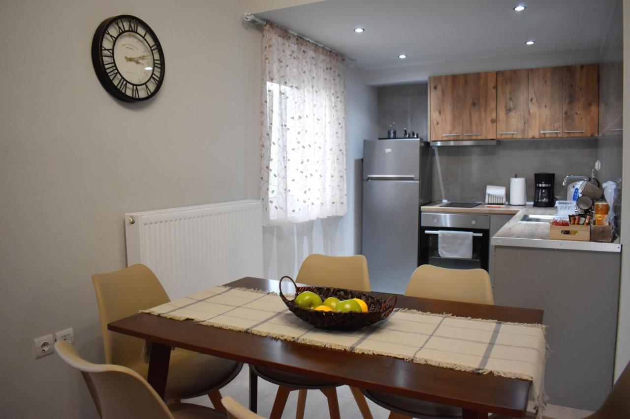 Virgin Rocks Apartment 2 Калампака Екстериор снимка